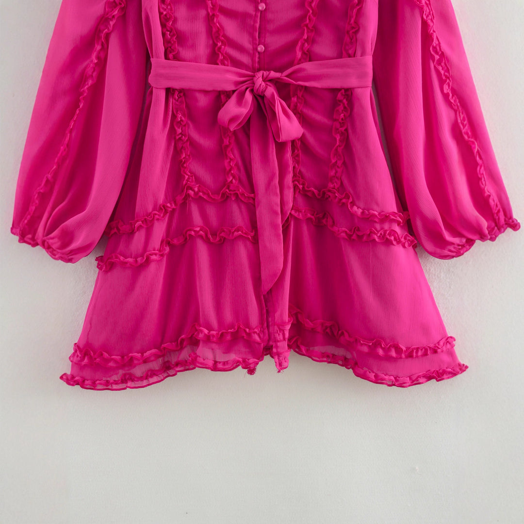 Damen verspieltes Minikleid mit Rüschendetails und Taillengürtel Drune