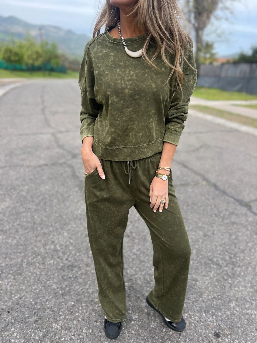 Damen lässiger Sweatshirt- und Jogginghosen-Set Drune