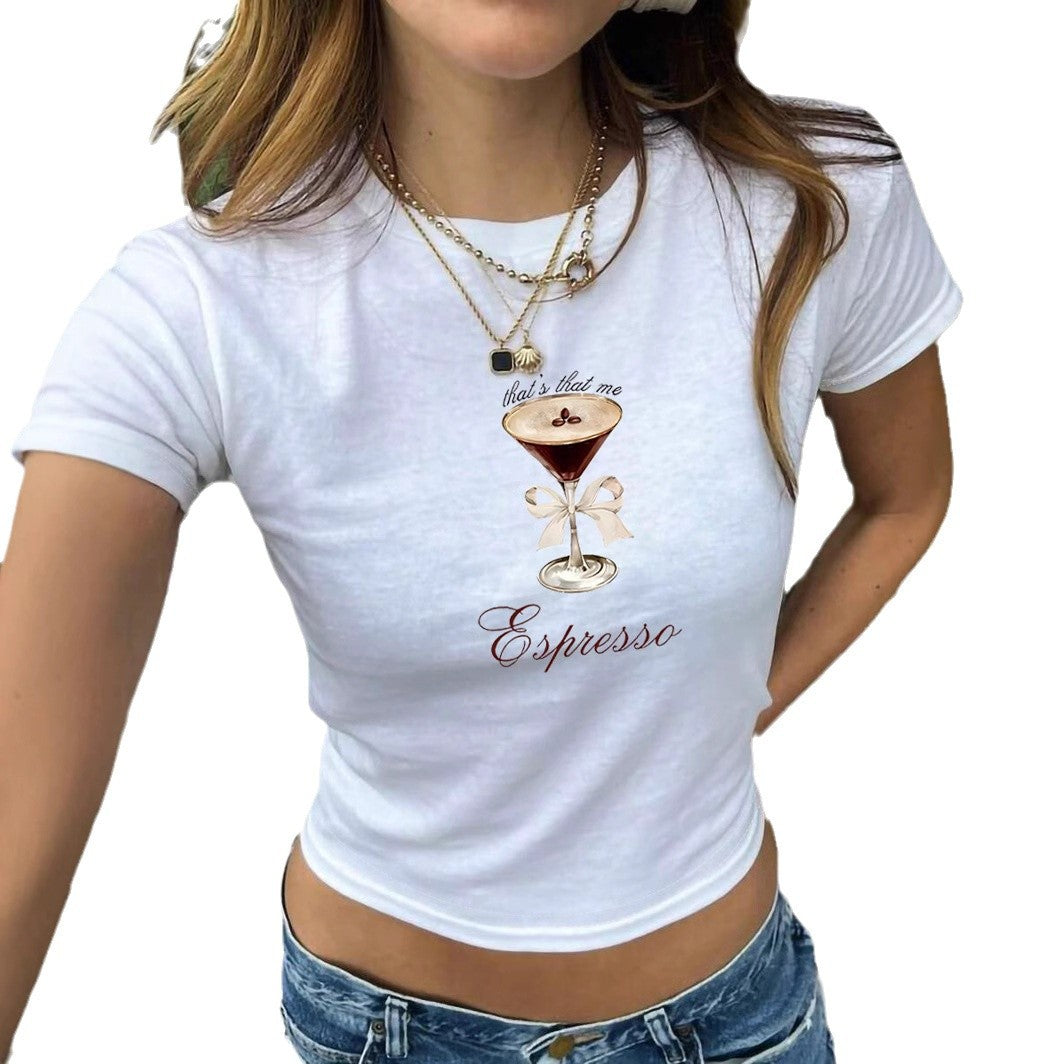 Damen Crop-T-Shirt mit künstlerischem Espresso-Motiv und verspieltem Schriftzug Drune