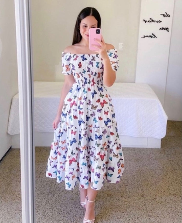 Damen Midi-Kleid mit schulterfreiem Design und verspieltem Schmetterlingsmuster Drune