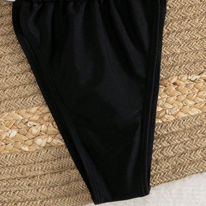 Damen Triangel-Bikini mit verstellbaren Trägern und femininem Bindedetail Drune