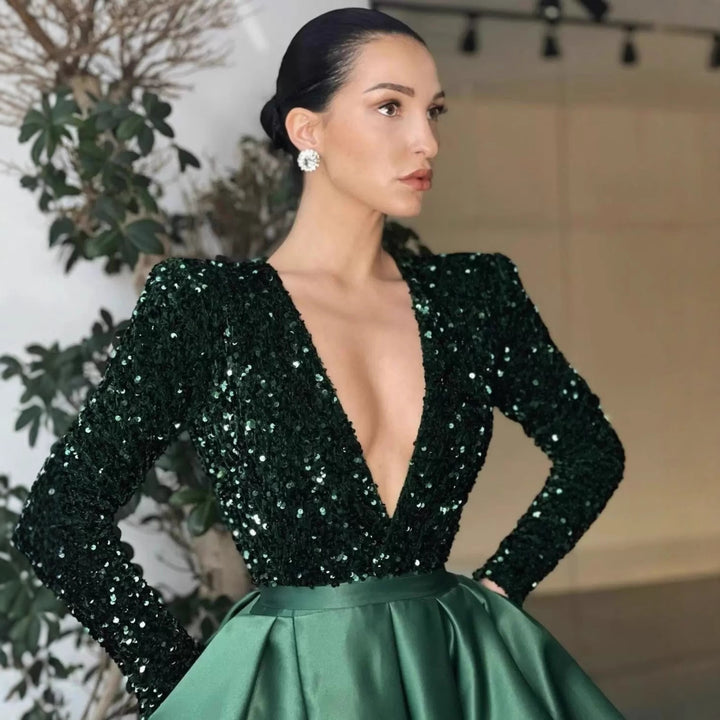 Damen Glamouröses Abendkleid mit tiefem V-Ausschnitt und glitzernden Akzenten Drune