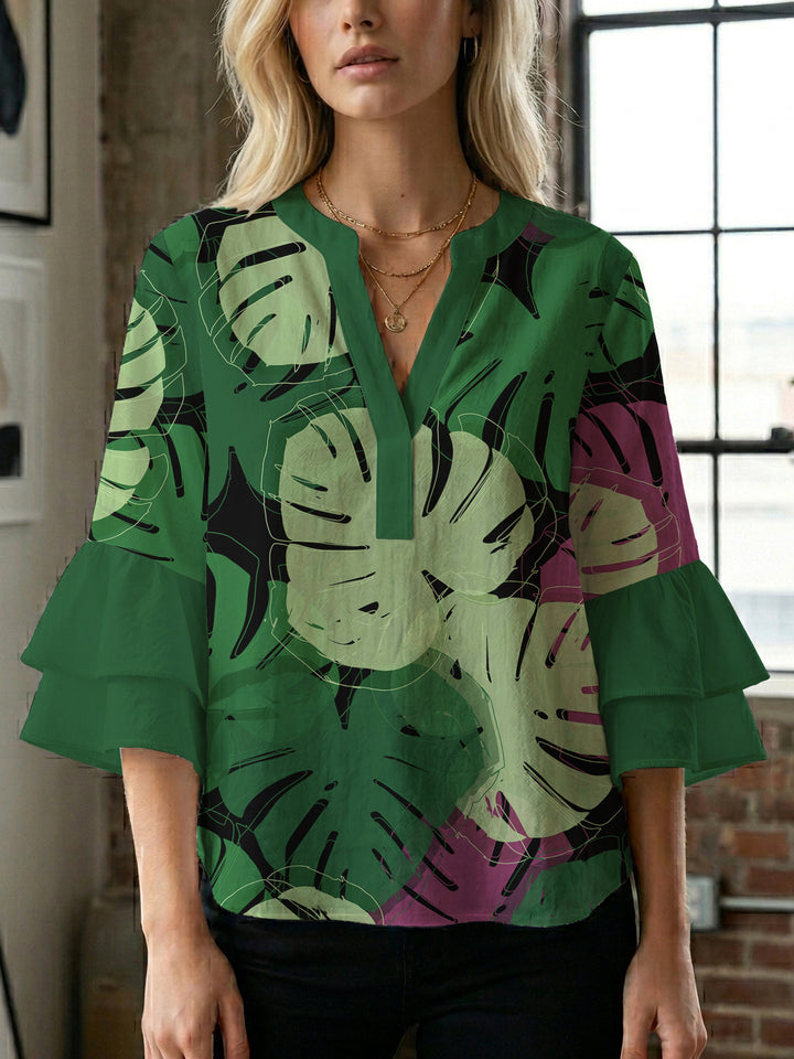 Damen Bluse mit voluminösen Flügelärmel und intensivem Blattmuster Drune