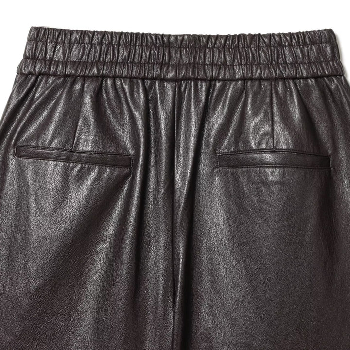 Damen Kunstleder Shorts mit elastischem Bund und modischen Details Drune