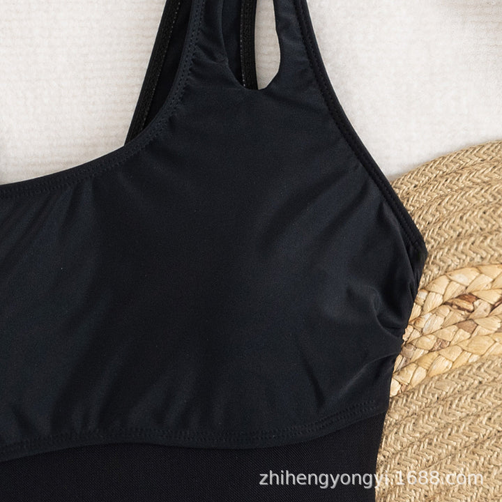 Damen Eleganter Badeanzug mit asymmetrischem Design und praktischer Wickelrock Drune