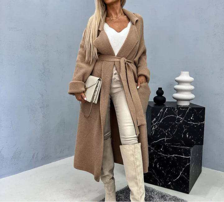 Damen Langstrickjacke mit praktischen Taschen und modischem Gürtel Drune