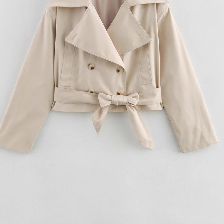 Damen modische cropped Trenchjacke mit eleganten Knopfdetails und Gürteldetail Drune