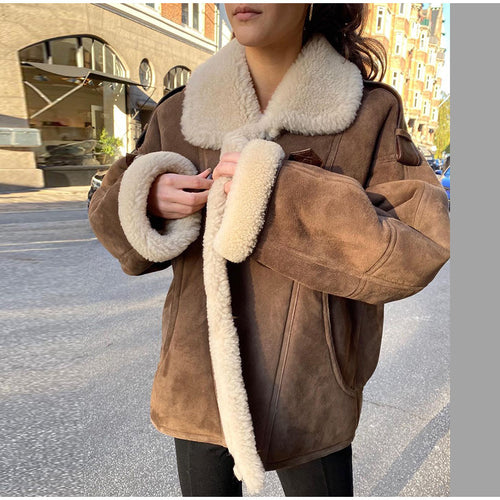 Damen Lässig gefütterte Wildlederjacke mit oversize Schnitt Drune