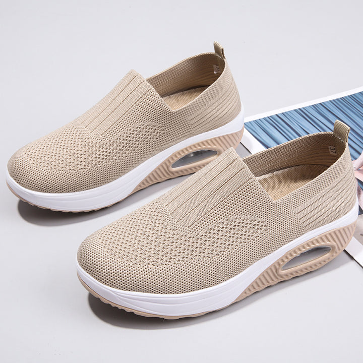 Damen nan elastische Strick-Slipper mit ergonomischer Keilsohle und sichtbarer Luftpolsterkapsel Drune