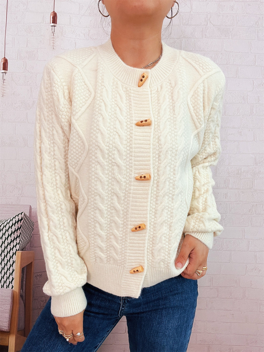 Damen Strickjacke mit dekorativen Knöpfen und strukturierter Webart Drune