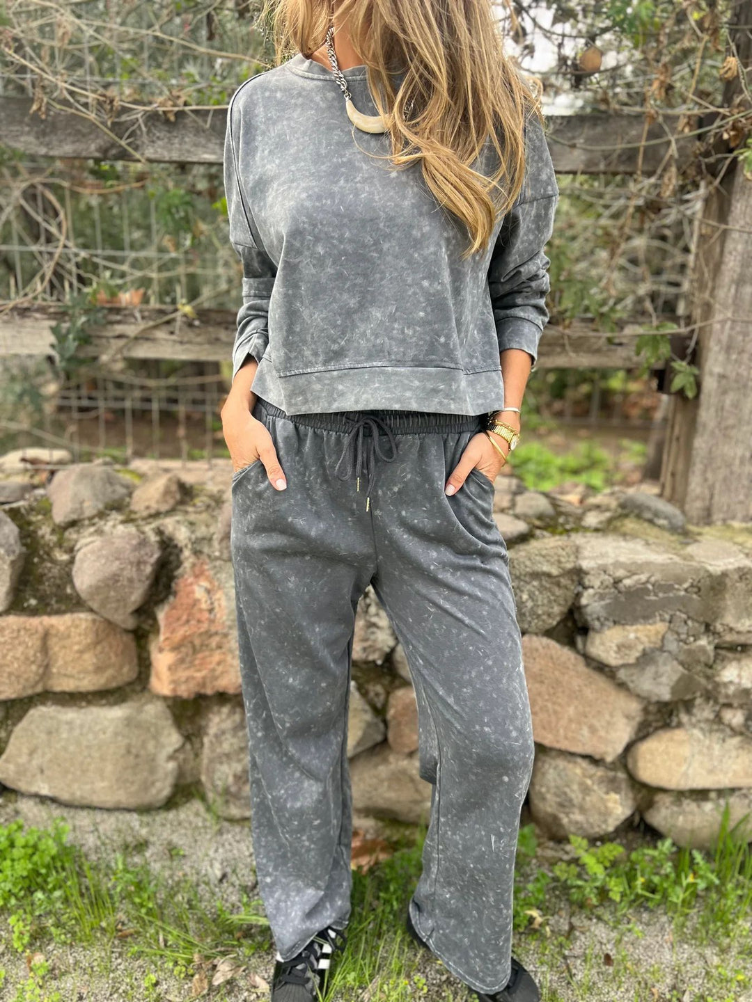 Damen lässiger Sweatshirt- und Jogginghosen-Set Drune
