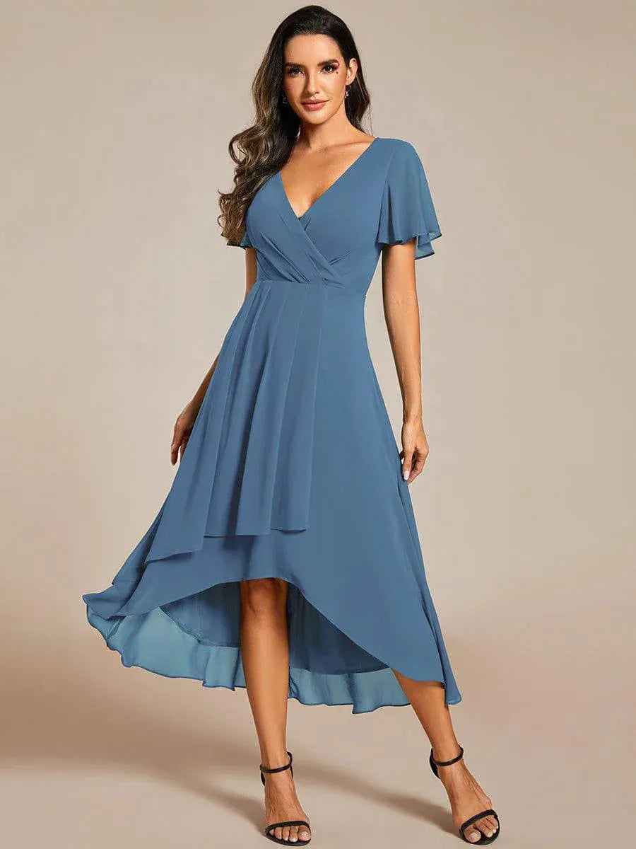 Damen elegantes Midikleid mit fließendem Stoff und asymmetrischen Ärmeln Drune