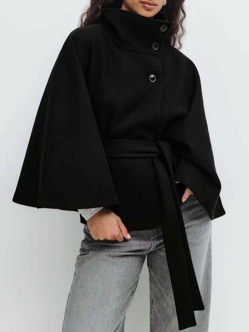 Damen stylische Umhangjacke mit hohem Kragen und Gürtel Drune