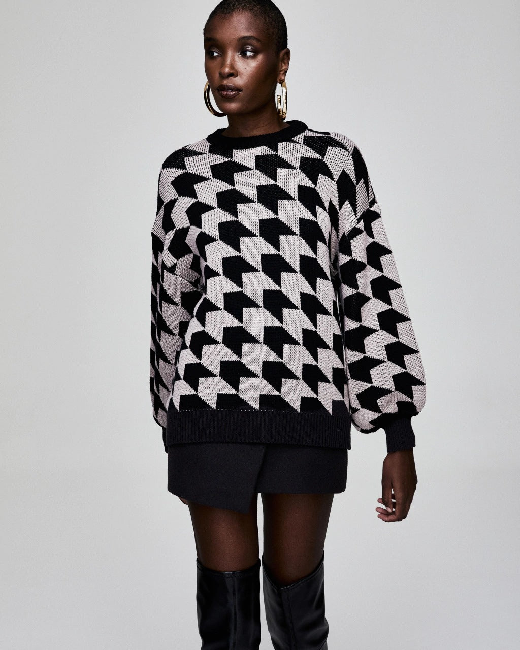 Damen geometrischer Strickpullover mit lässigem Schnitt und trendigen Trompetenärmeln Drune