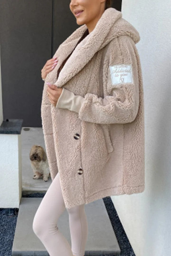 Damen Teddyfelljacke mit klassischem Kragen und praktischen Taschen Drune