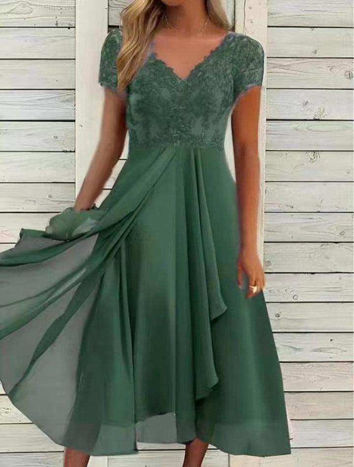 Damen Maxikleid mit elegantem Spitzeneinsatz und fließendem Rock Drune