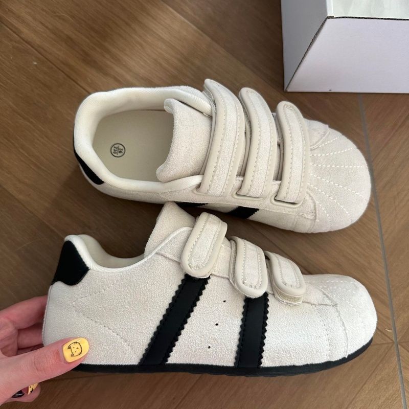 Damen Sneakers mit praktischem Klettverschluss und weichem Wildleder-Obermaterial Drune