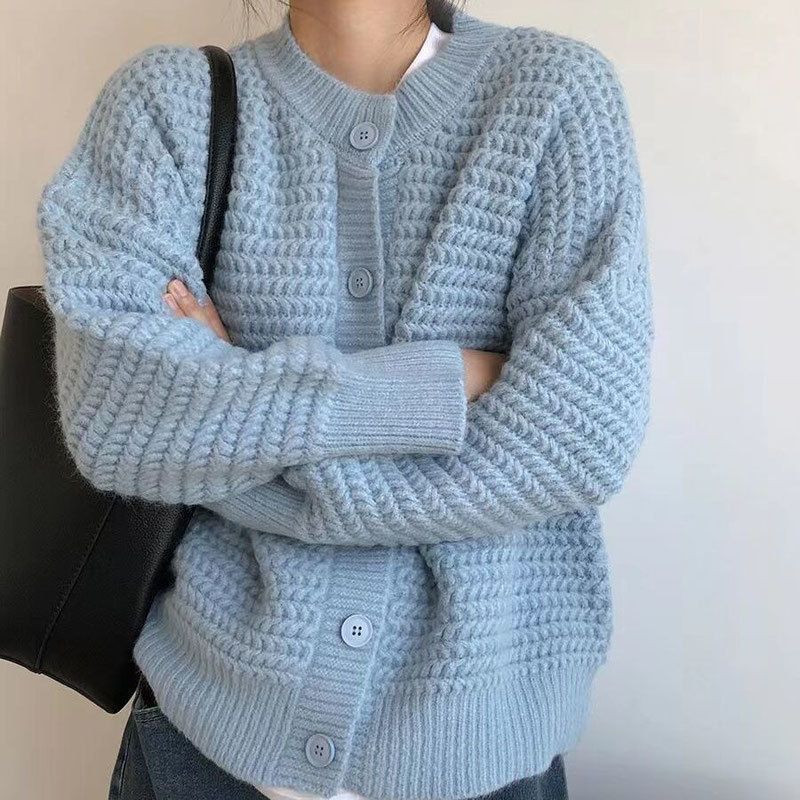Damen Grobstrickjacke mit Knopfdetails und oversized Schnitt Drune