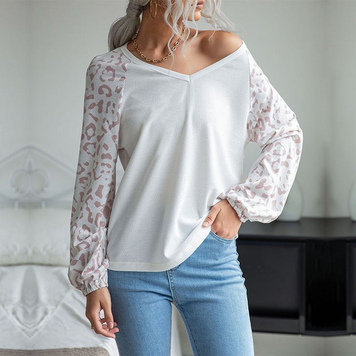 Damen Langarmshirt mit modernem V-Ausschnitt und strukturierten Ärmel-Details Drune