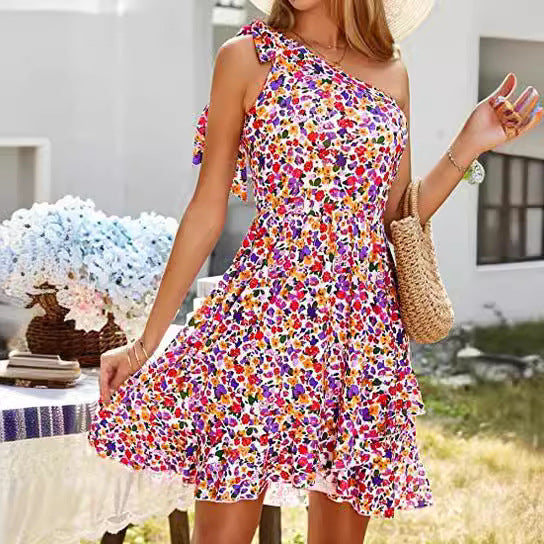 Damen Einseitiges bodenlanges Kleid mit floralen Akzenten Drune