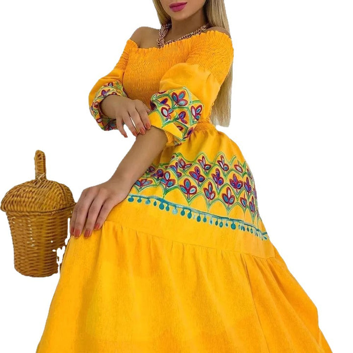 Damen Boho-Maxikleid mit schulterfreiem Design und verspieltem Stickereidetail Drune