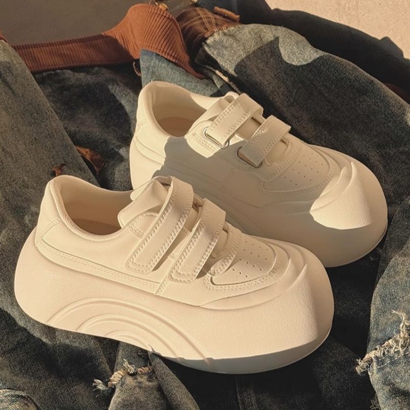 Damen Nachhaltige Sneaker mit verstellbarem Klettverschluss und dämpfender Sohle Drune