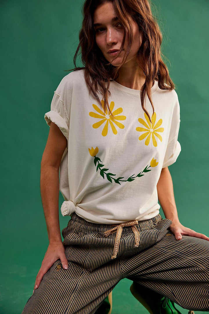 Damen lässiges T-Shirt mit floralem Smiley-Druck und Oversized-Schnitt Drune