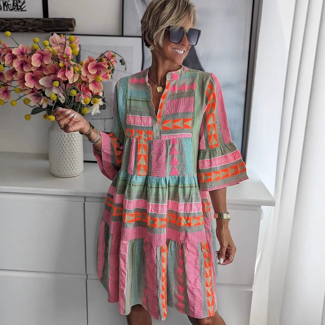 Damen luftiges Boho-Kleid mit eingewebten Mustern und kurzen Ärmeln Drune