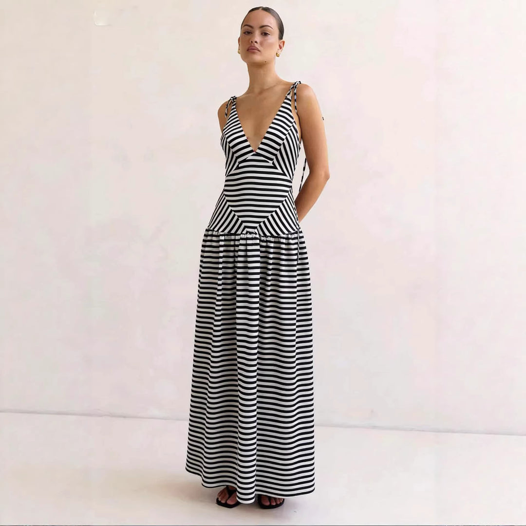 Damen Maxikleid mit tiefem V-Ausschnitt und modernem Streifenmuster Drune