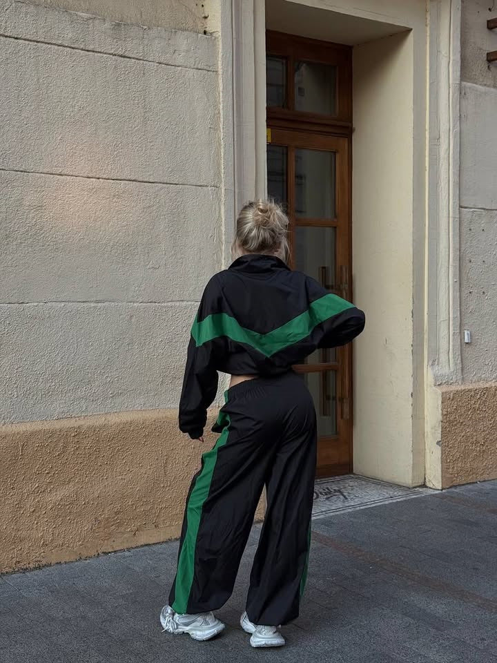 Damen sportlicher Funktionsanzug mit hohem Kragen und elastischen Bündchen Drune