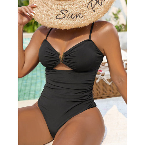 Damen Einteiler Badeanzug mit schickem Cut-Out und eleganten Details Drune