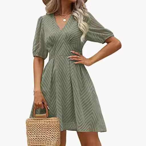 Damen Kleid mit gepufften ¾-Ärmeln und V-Ausschnitt Drune