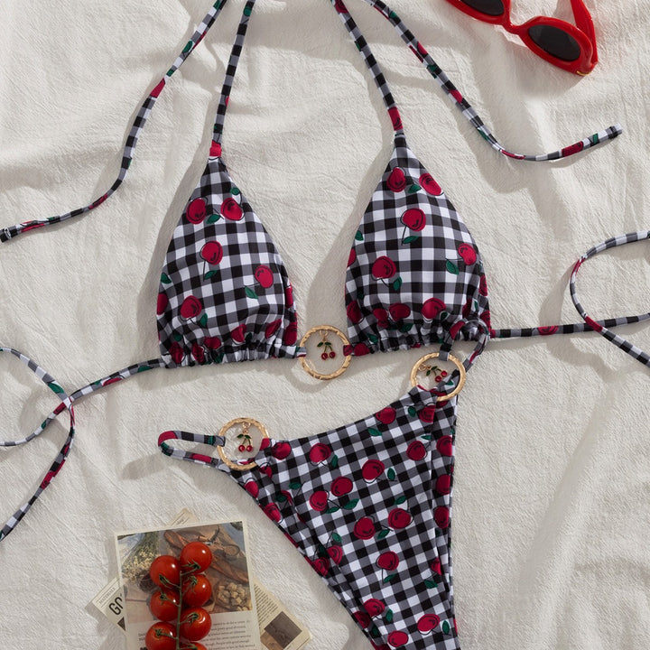 Damen Triangel-Bikini mit verspieltem Karomuster und fruchtiger Applikation Drune
