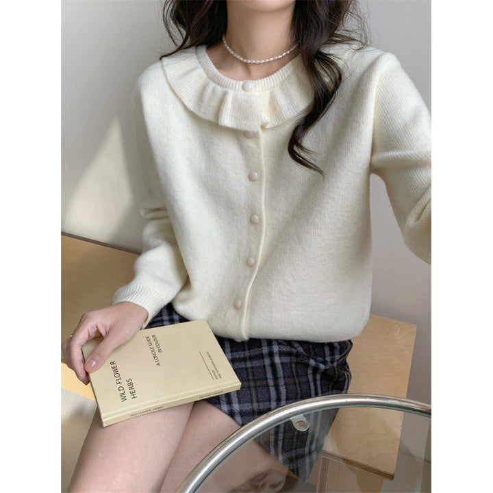 Damen Strickpullover mit romantischem Rüschenkragen und feinen Knopfdetails Drune