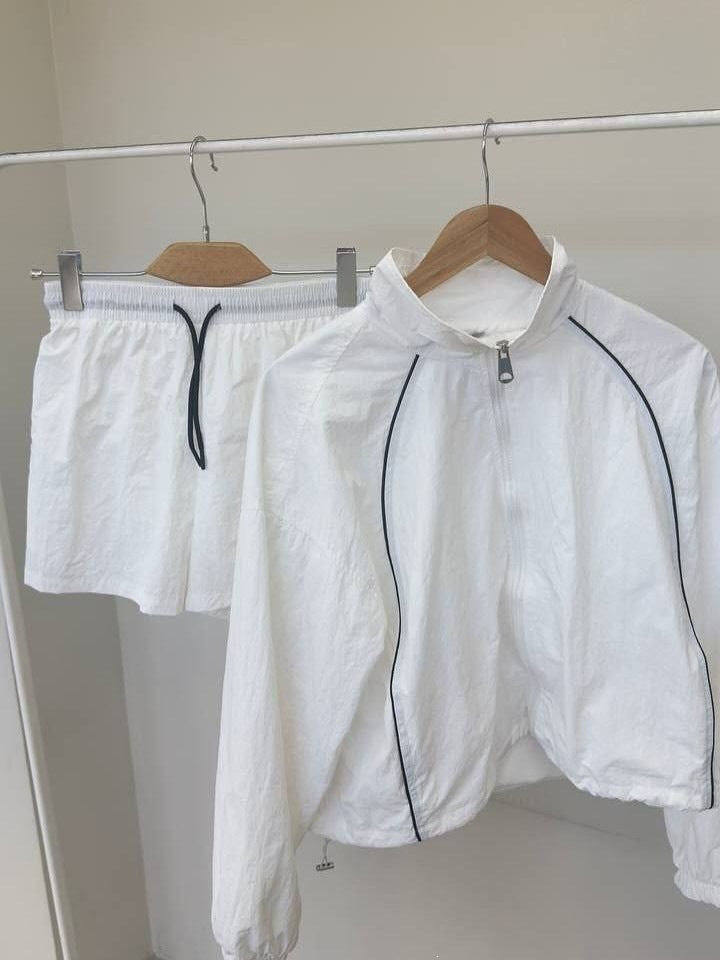 Damen Sportliches Jacken- und Shorts-Set mit hohem Kragen Drune