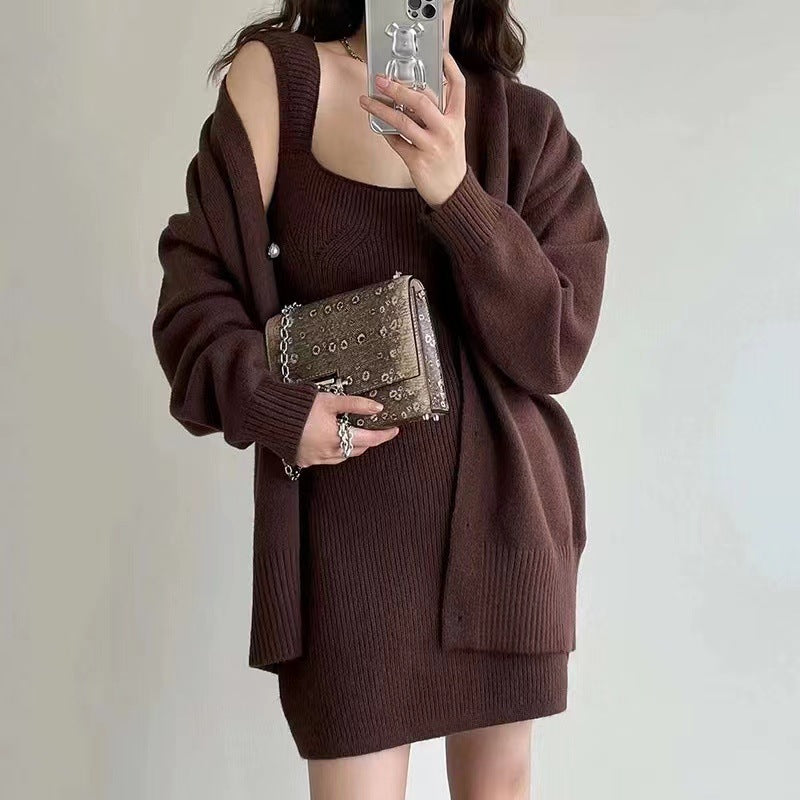 Damen Strickkleid im minimalistischen Design mit abnehmbarer Strickjacke Drune