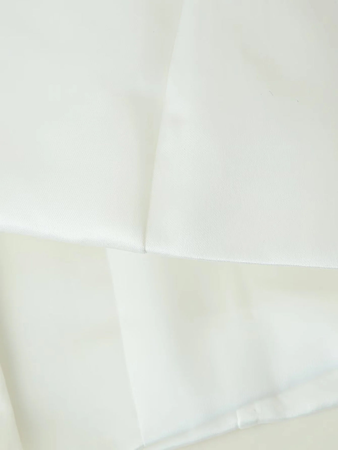 Damen taillierte Bluse mit modernen Knopfdetails und Stehkragen Drune