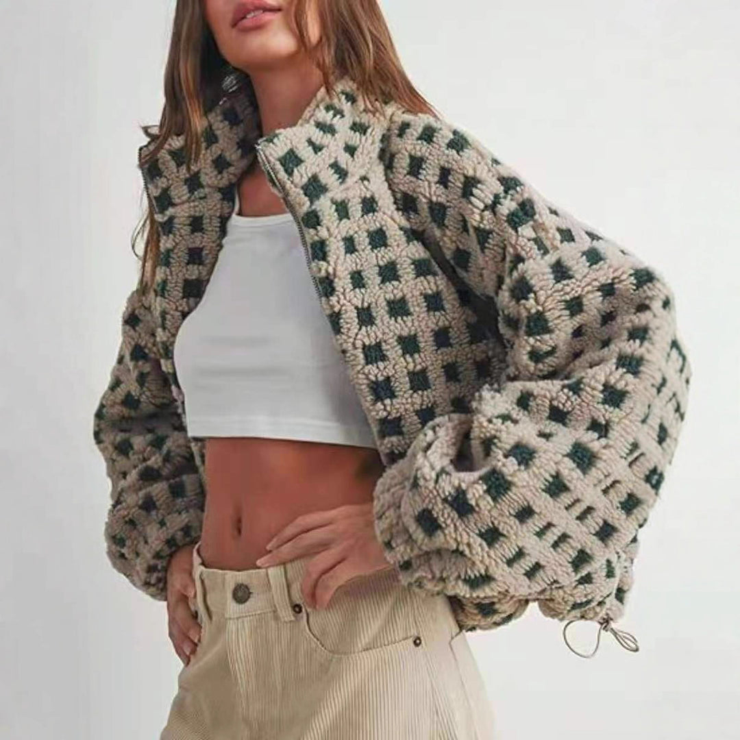 Damen kuschelige Fleecejacke im modernen Karodesign Drune