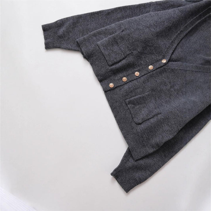 Damen Cropped Strickjacke mit V-Ausschnitt und Knopfdetails Drune