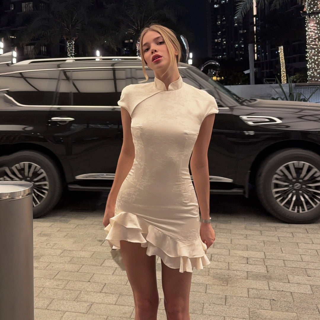 Damen elegantes Wickelkleid mit romantischem Rüschensaum und hohem Kragen Drune