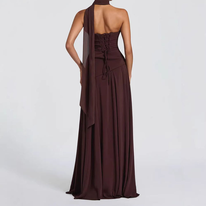 Damen elegantes maxikleid mit schulterfreiem Design und raffinierten Drapierungen Drune