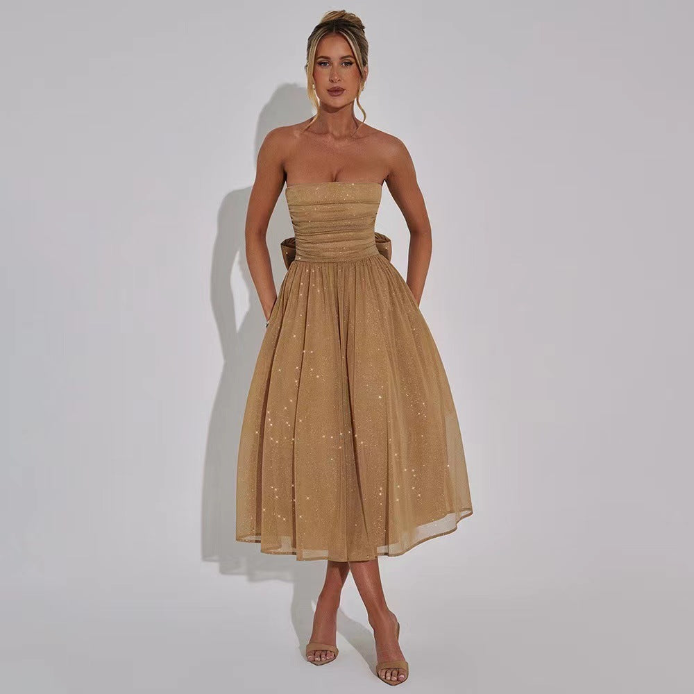 Damen Hochzeitskleid mit schimmerndem Taillenband und plissiertem Rock Drune