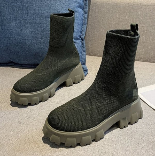 Damen Sock-Ankle-Boots mit grobem Offroad-Profil und elastischem Strickschaft Drune