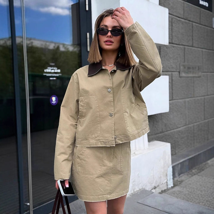 Damen cropped Utility-Jacke mit modernem Design und praktischen Taschen Drune