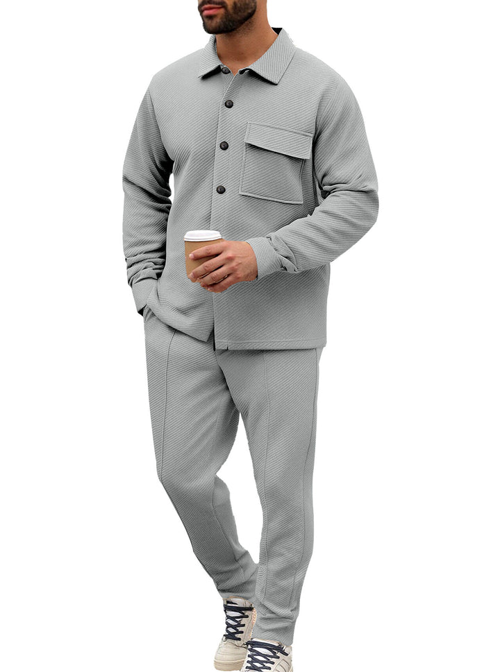 Herren nan Hemdenjacke-Set mit aufgesetzter Klappentasche und konischer Komforthose Drune