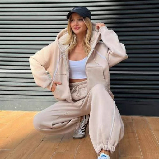 Damen sportliches Set aus Hoodie und lässigen Jogginghose Drune