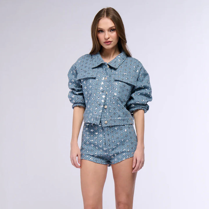 Damen Crop-Jeanjacke mit funkelndem Sternmuster und passender Short Drune