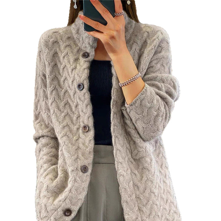 Damen Strickjacke mit modischem Zopfmuster Drune