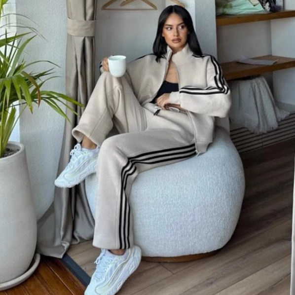 Damen sportliches Freizeit-Set mit gefütterter Jacke und elastischer Hose Drune