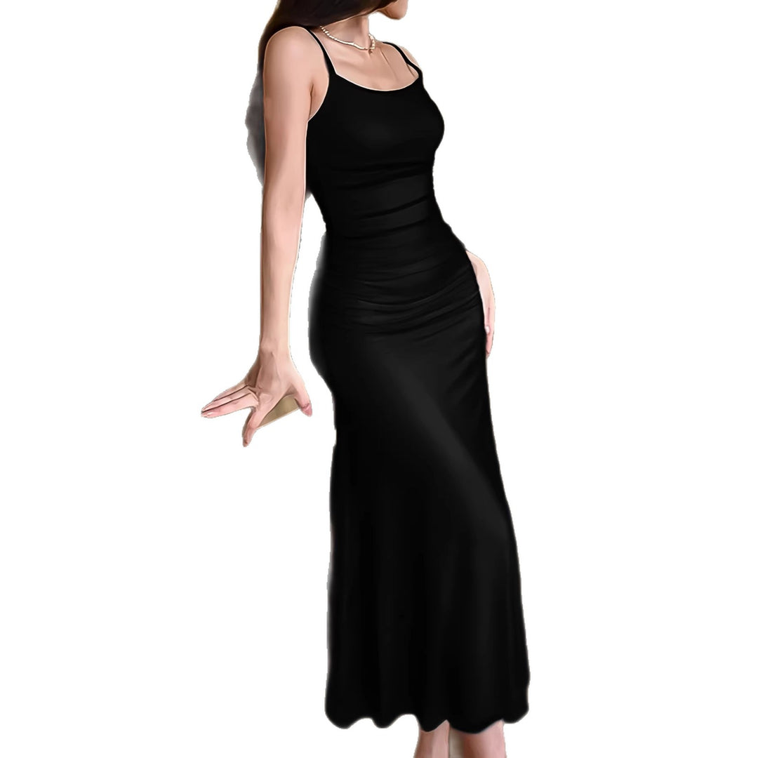 Damen langes Wickelkleid mit eleganter Silhouette und spaghettiträgen Drune